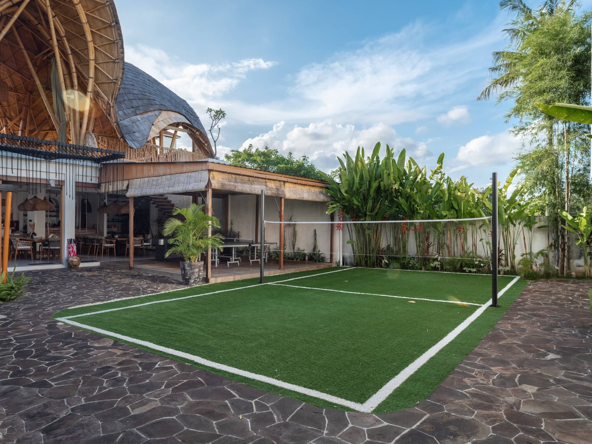 Villa photo 3